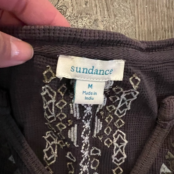 Sundance Fayette Floral Henley in brown - Picture 4 of 9